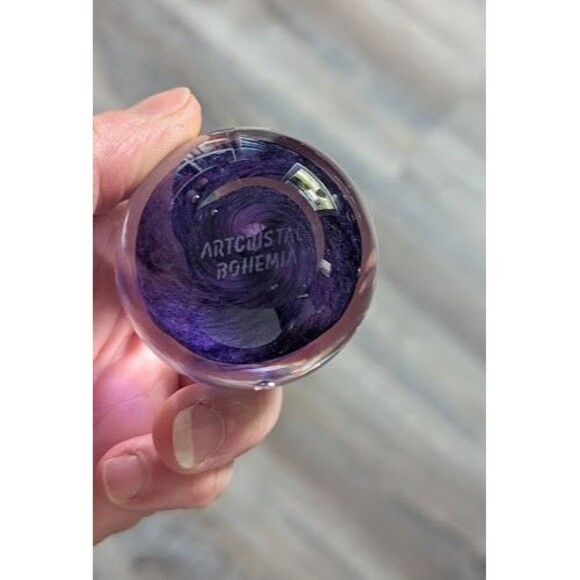 Artcristal Bohemia Czech Handcrafted Egg Paperweight Glass Art Purple Swirl - Picture 3 of 3
